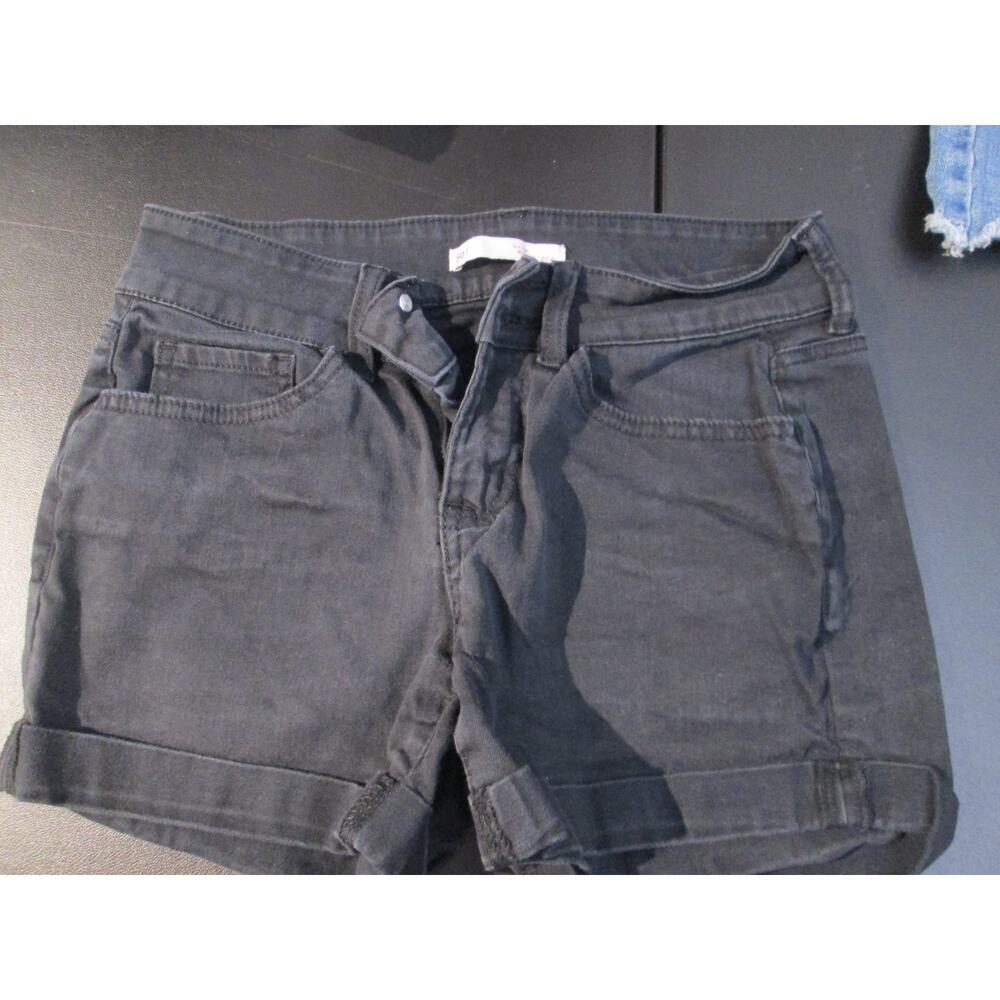Junior black denim shorts By SO sz 3 low rise midi